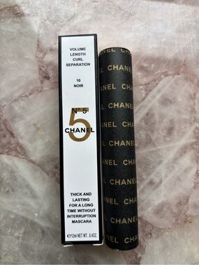 CHANEL No.5 Mascara - Black & White with Gold Logo